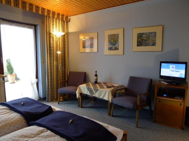 Landhaus Schoenen Sasbachwalden Kamer foto